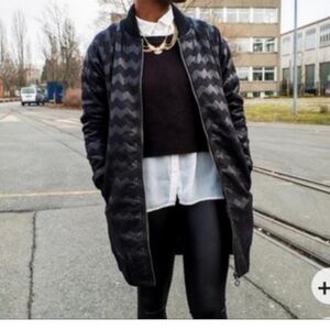 Anthropologie Numph Make An Entrance quilted chevron tonal long jacket medium